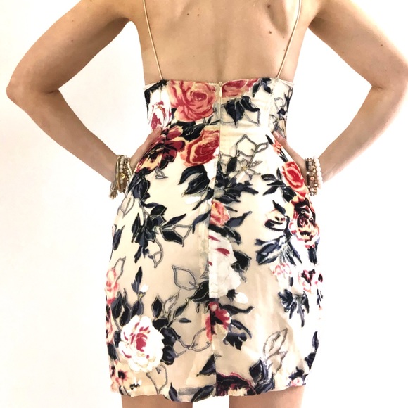 Mini Dress with Floral Multicolour Velvet Pattern - Picture 2 of 16